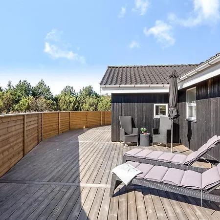 Feriehus Isbiorn - 800m From The Sea By Interhome *