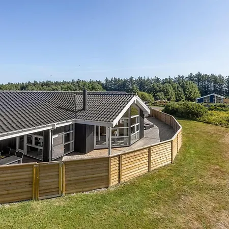 Feriehus Isbiorn - 800m From The Sea By Interhome *